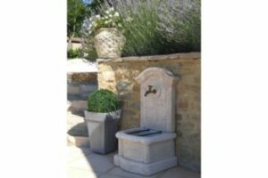 Fontaine en béton préfabriqué Alkern méridionale